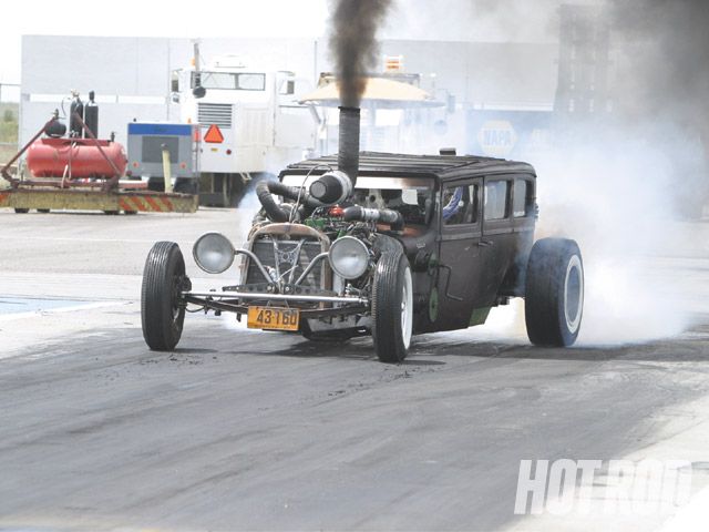 '28 Dodge Brothers ratrod with 700 HP compoundturbo Cummins 6cyl